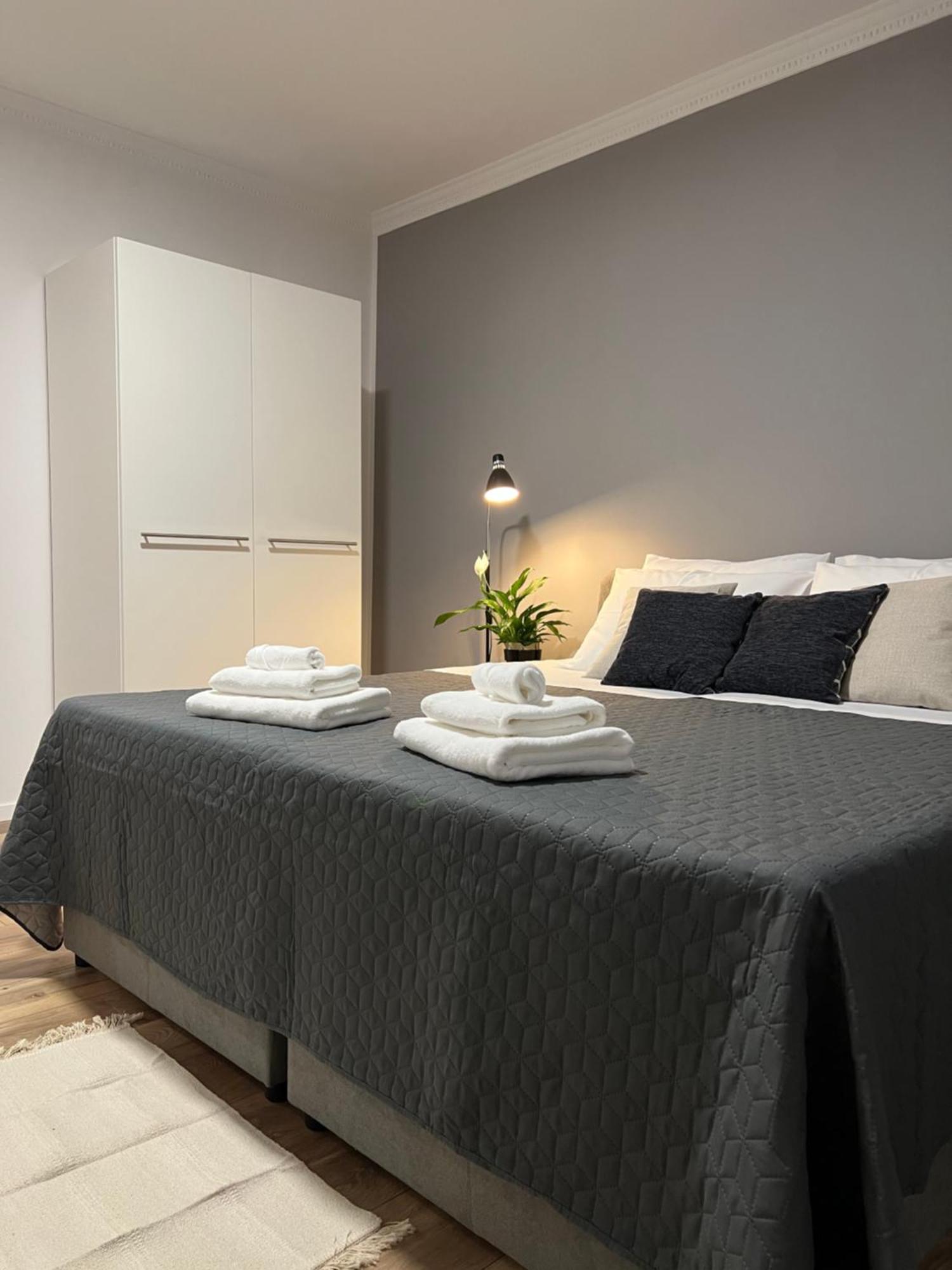 Cinderella Apartment With Free Parking Pula Exterior photo
